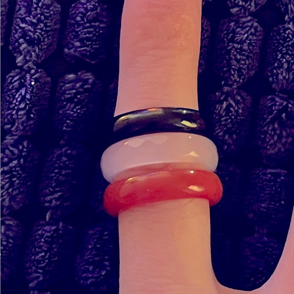 ✨3/$30✨ Glass coloured stacking rings - Picture 2 of 2
